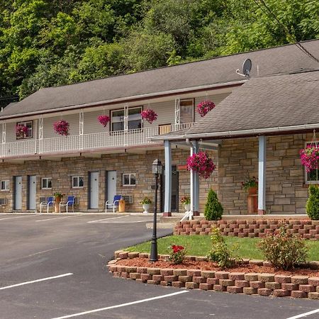 Budget Inn Уоткинс-Глен Экстерьер фото